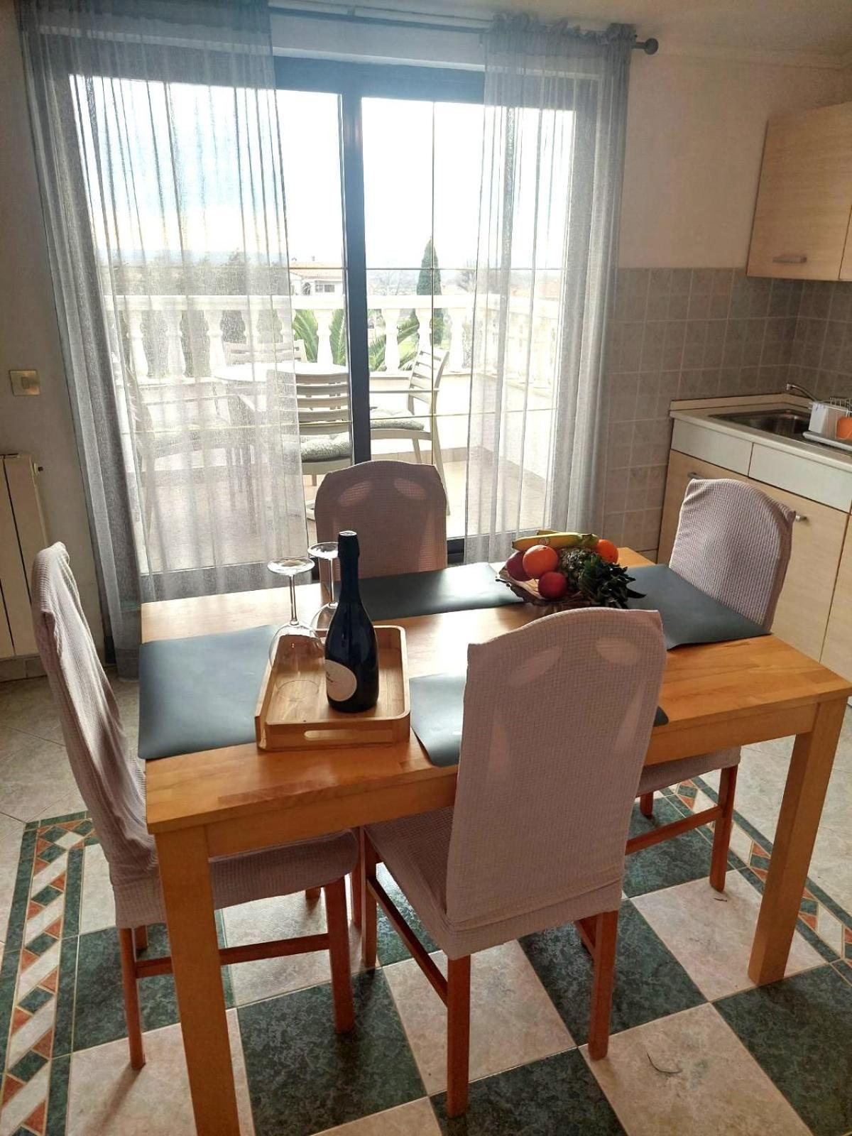 Apartman Andela Labinci Ngoại thất bức ảnh