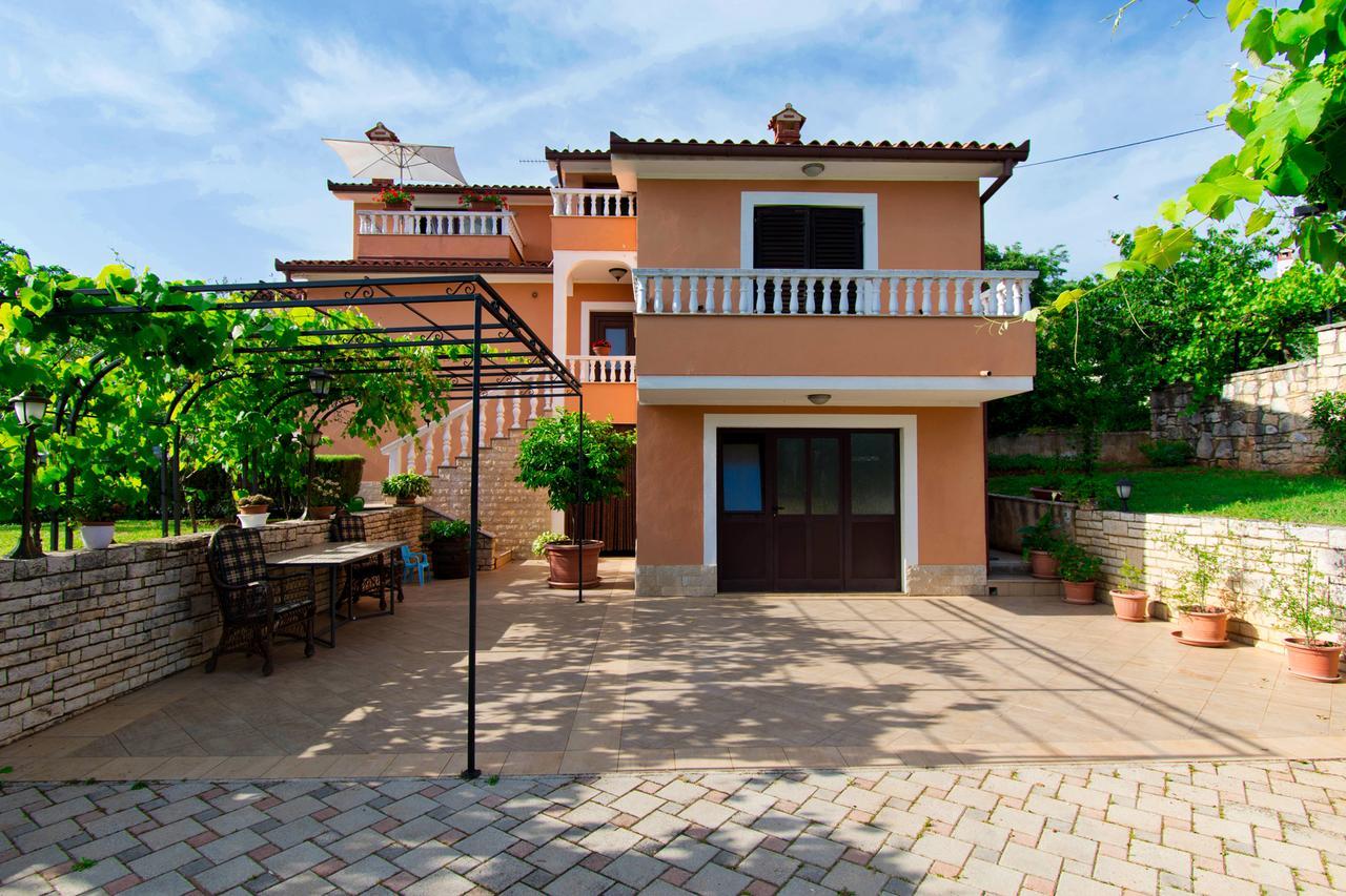 Apartman Andela Labinci Ngoại thất bức ảnh